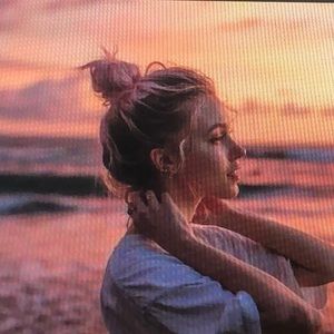 Meet your Posher, Claude